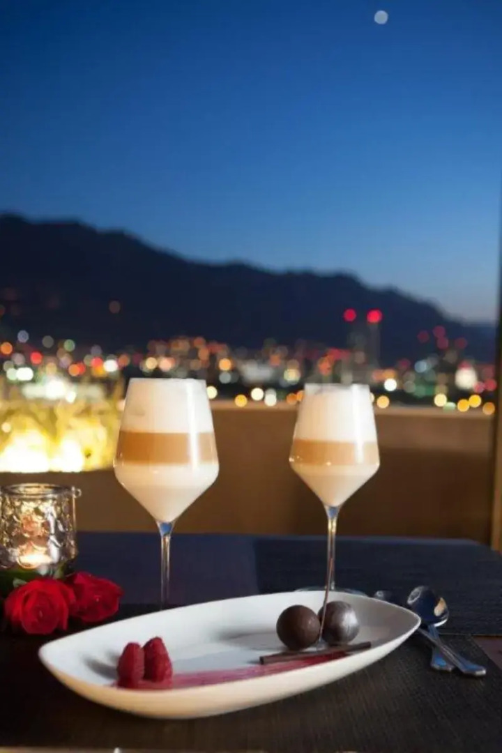 Camino Real Fashion Drive Monterrey