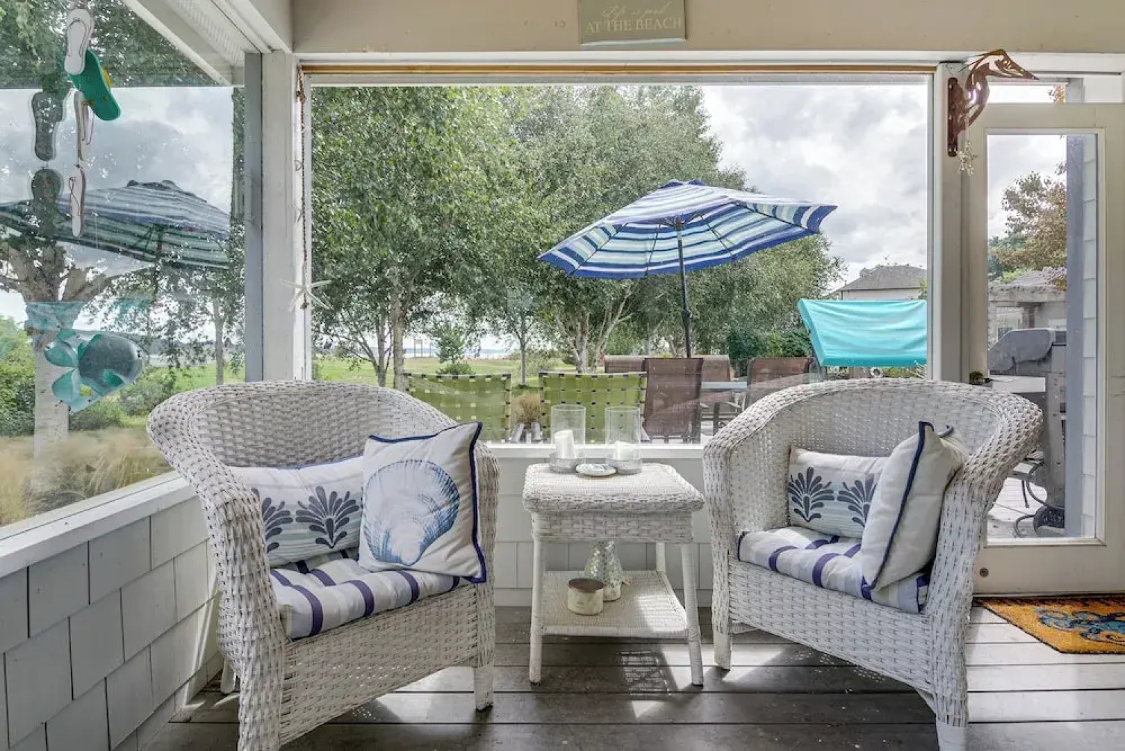 Steps to Beach: Home w/ Hot Tub in Oak Harbor!