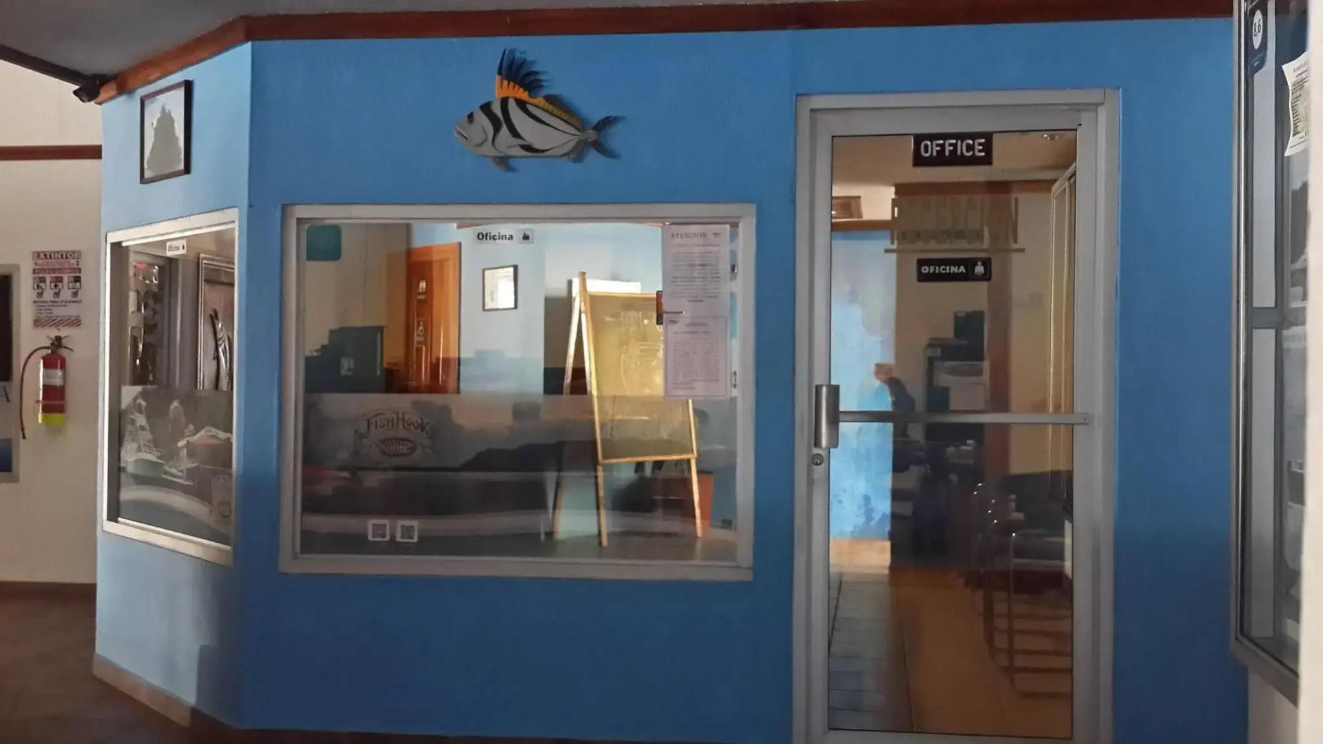 Fish Hook Marina & Lodge