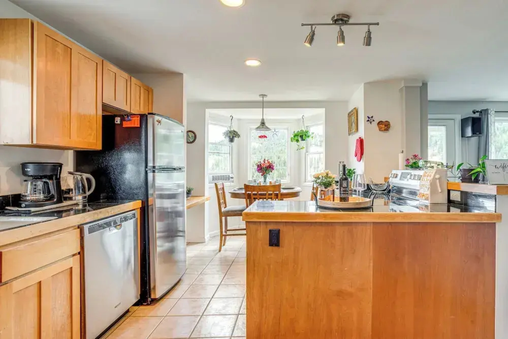 Walk to Casinos: Mtn-view Central City Home!
