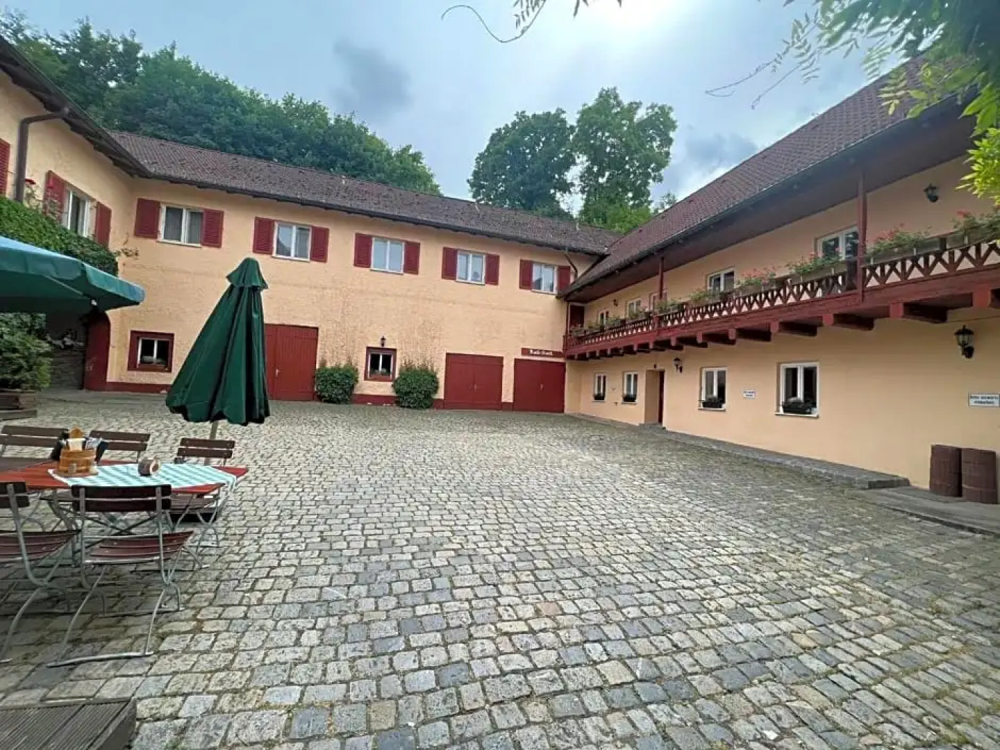 Hotel-Gasthof Postbräu Dingolfing