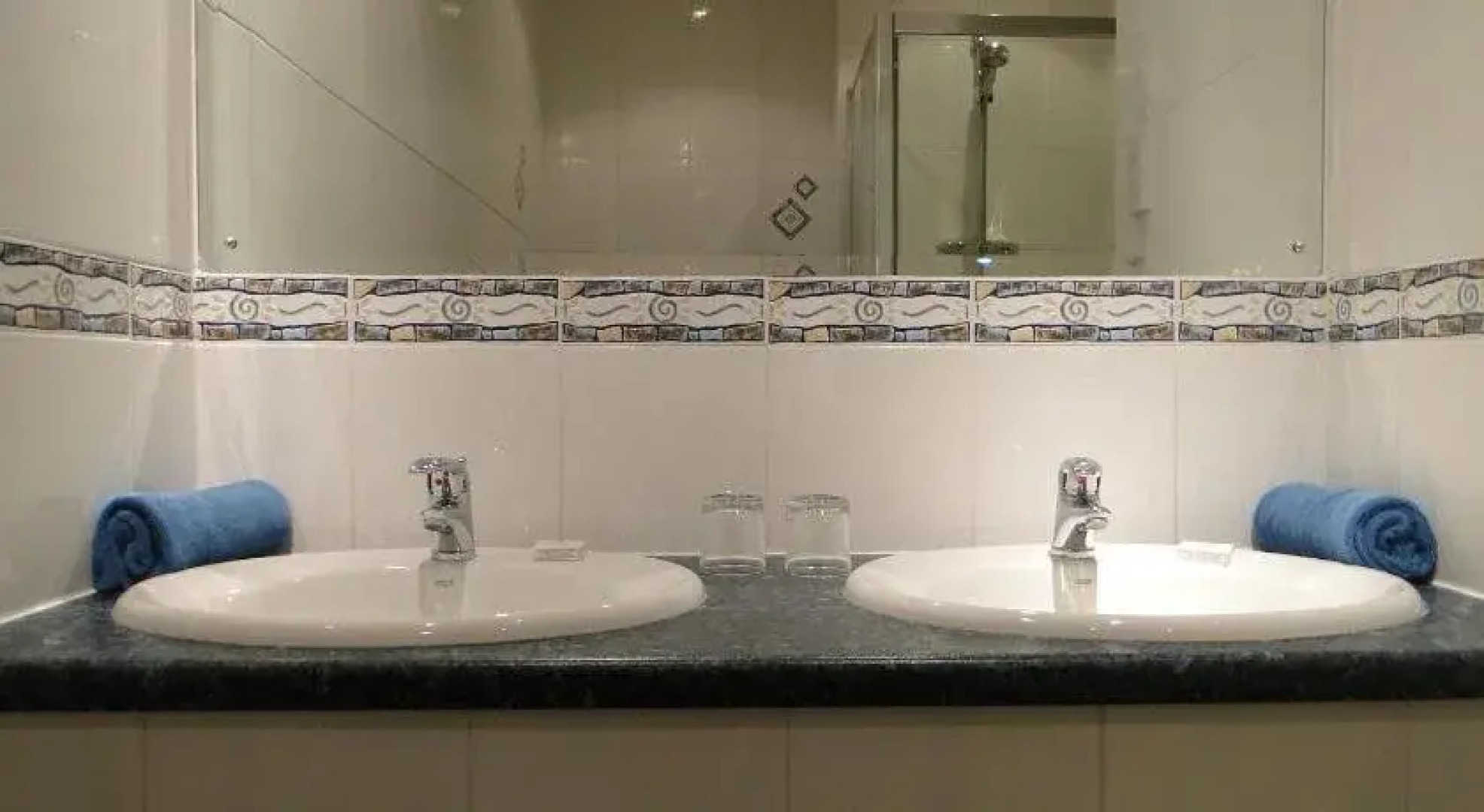 Pinfield Hotel Slough