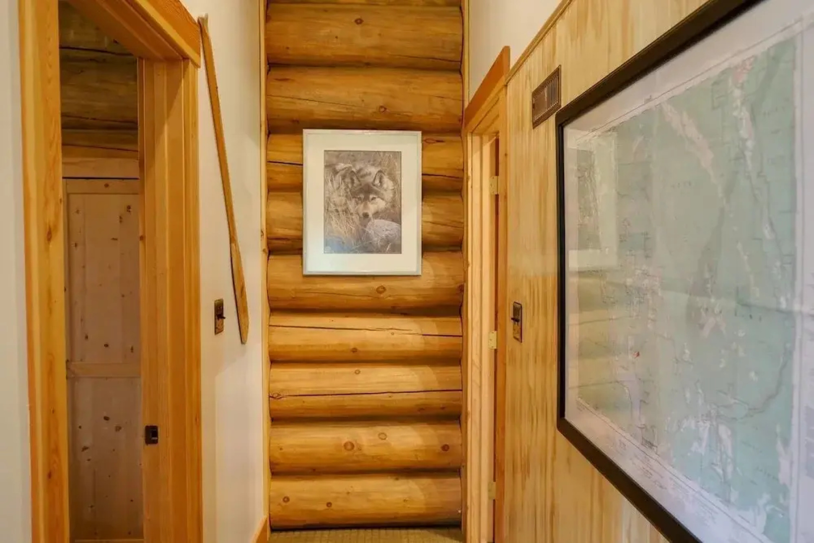 Beautiful Log Chalet Near Fernie, BC