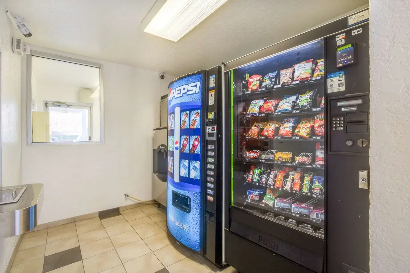 Motel 6 – Lakewood, CO