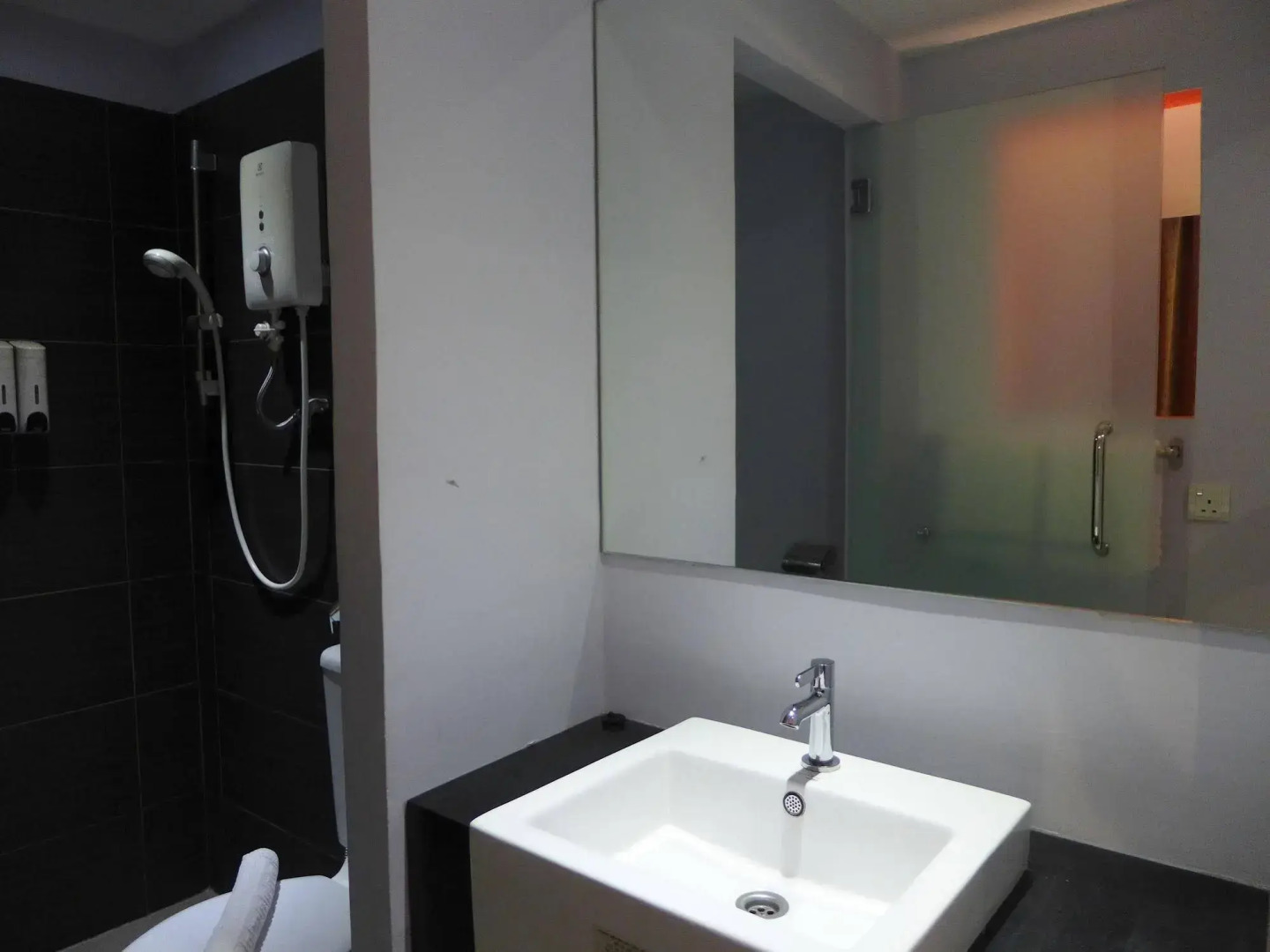 Eiffel Hotel Kelana Jaya