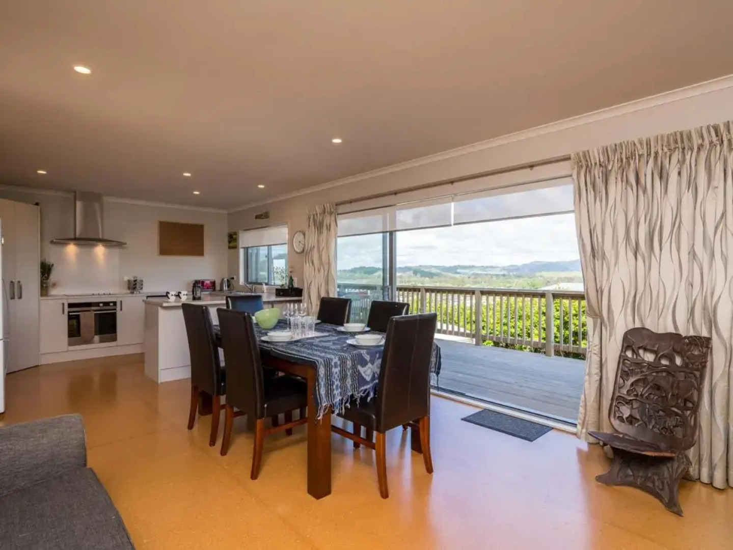 Driftwood Views - Mangawhai Heads Holiday Home
