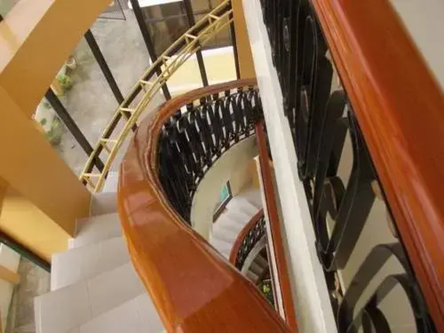 Murmar's Le Pram Hotel