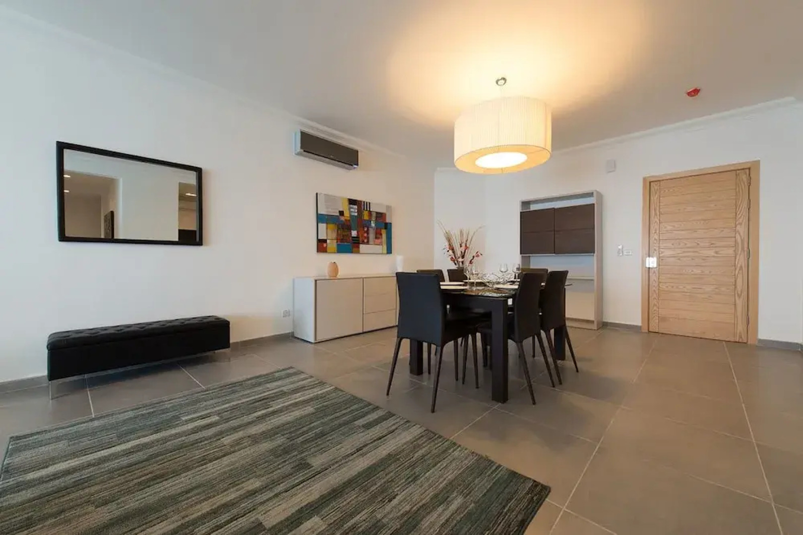 Seafront Luxury Apartment Incl Pool