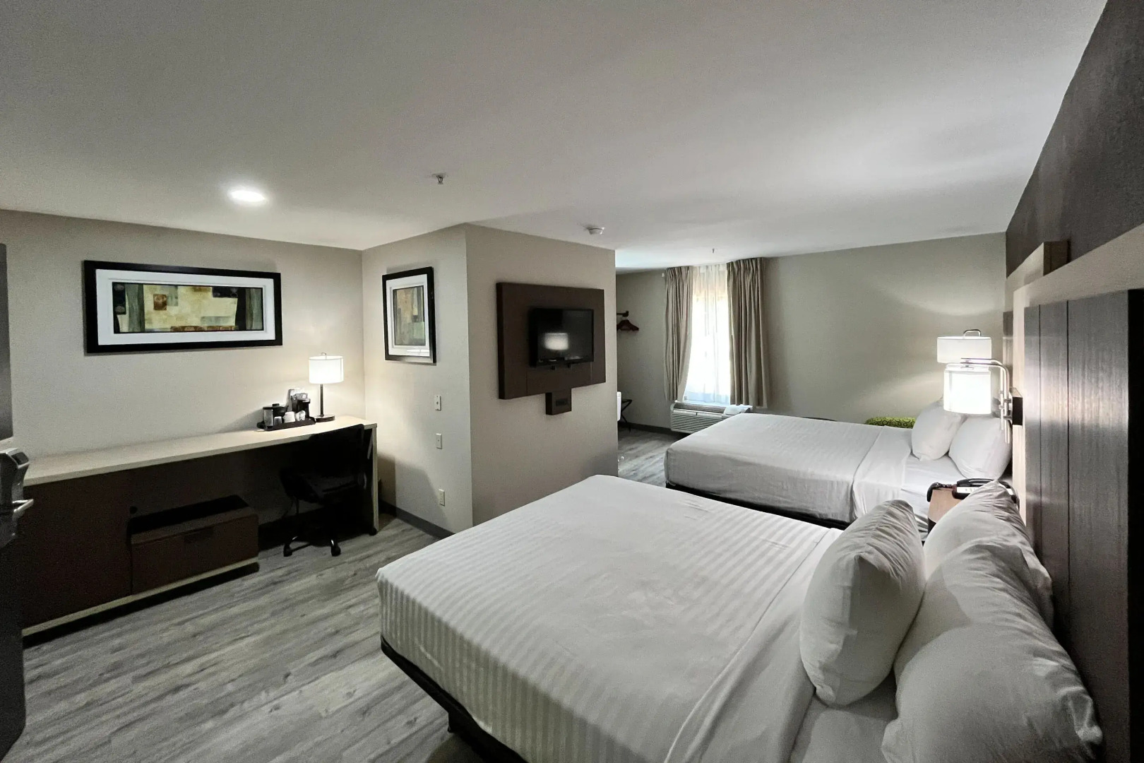 Quality Inn & Suites at Airport Blvd I-65