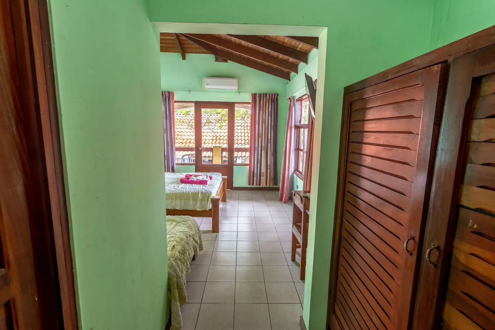 Fuego del Sol Beachfront Hotel