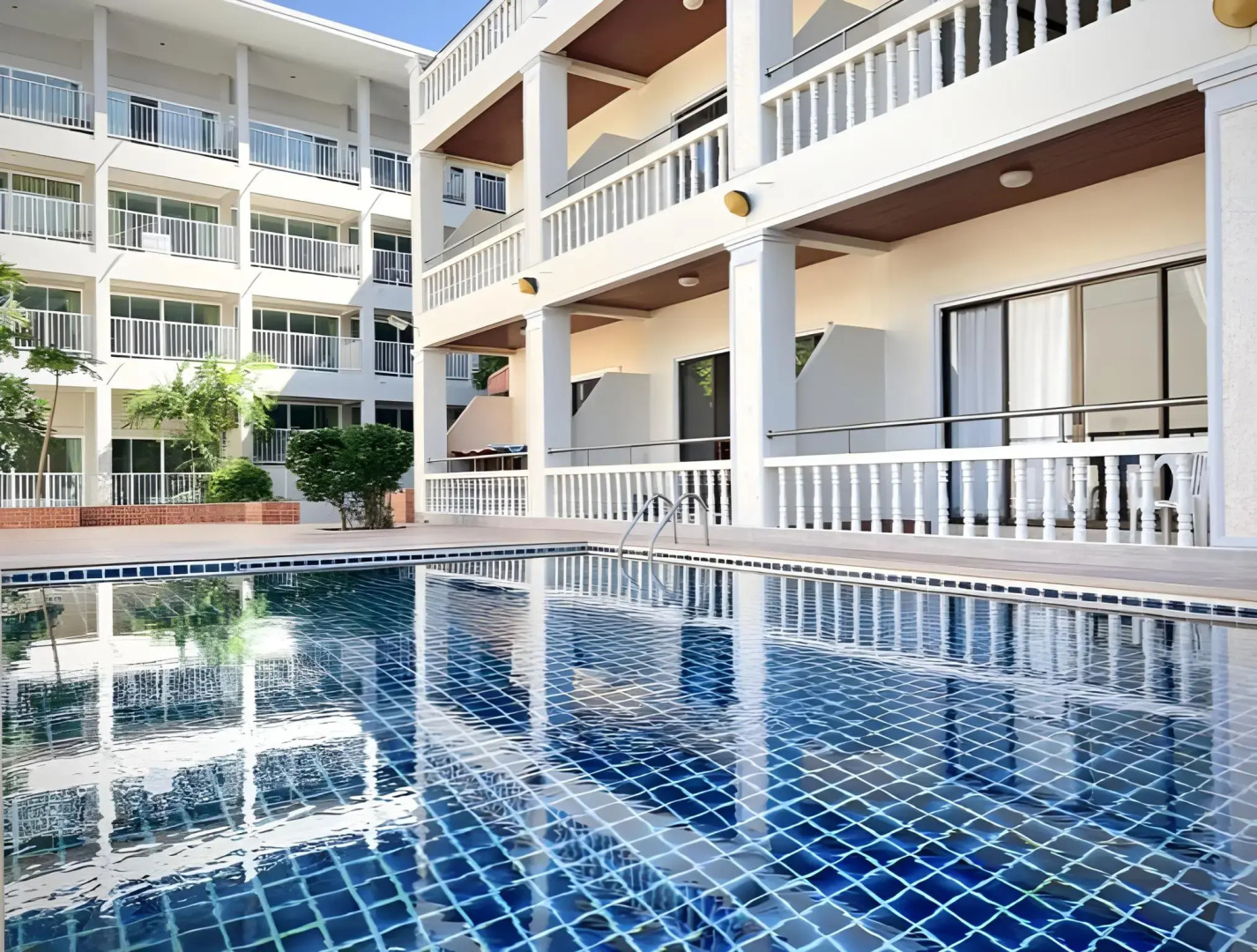 Tri's Miracle Kata Beach Side