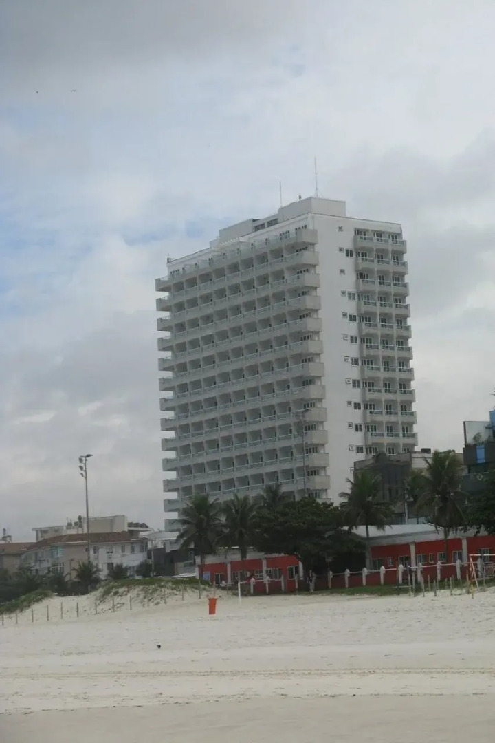 Royalty Barra Hotel