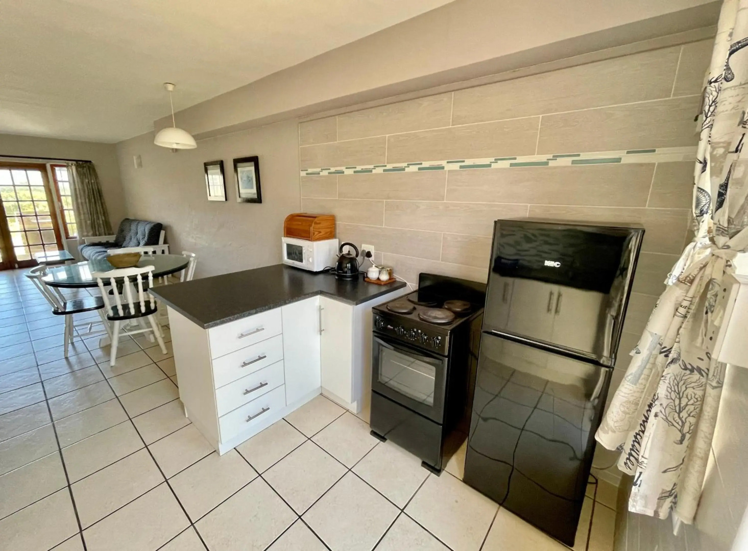 42 Settler Sands Beachfront Accommodation Sea and River View