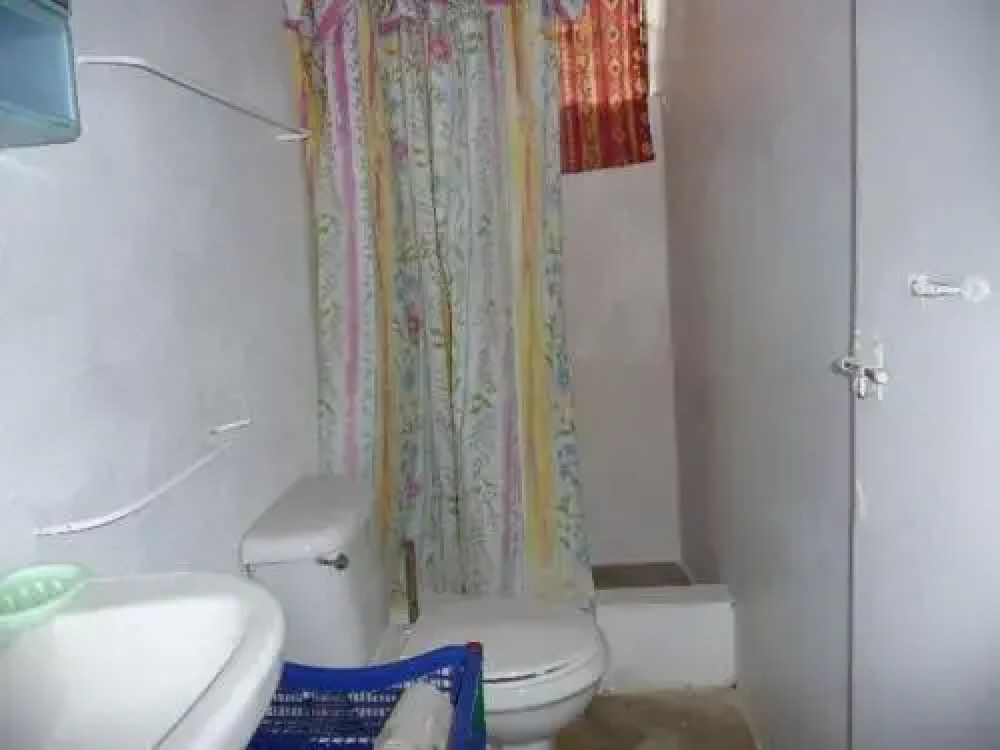 Sun Camp DR Eco-Village