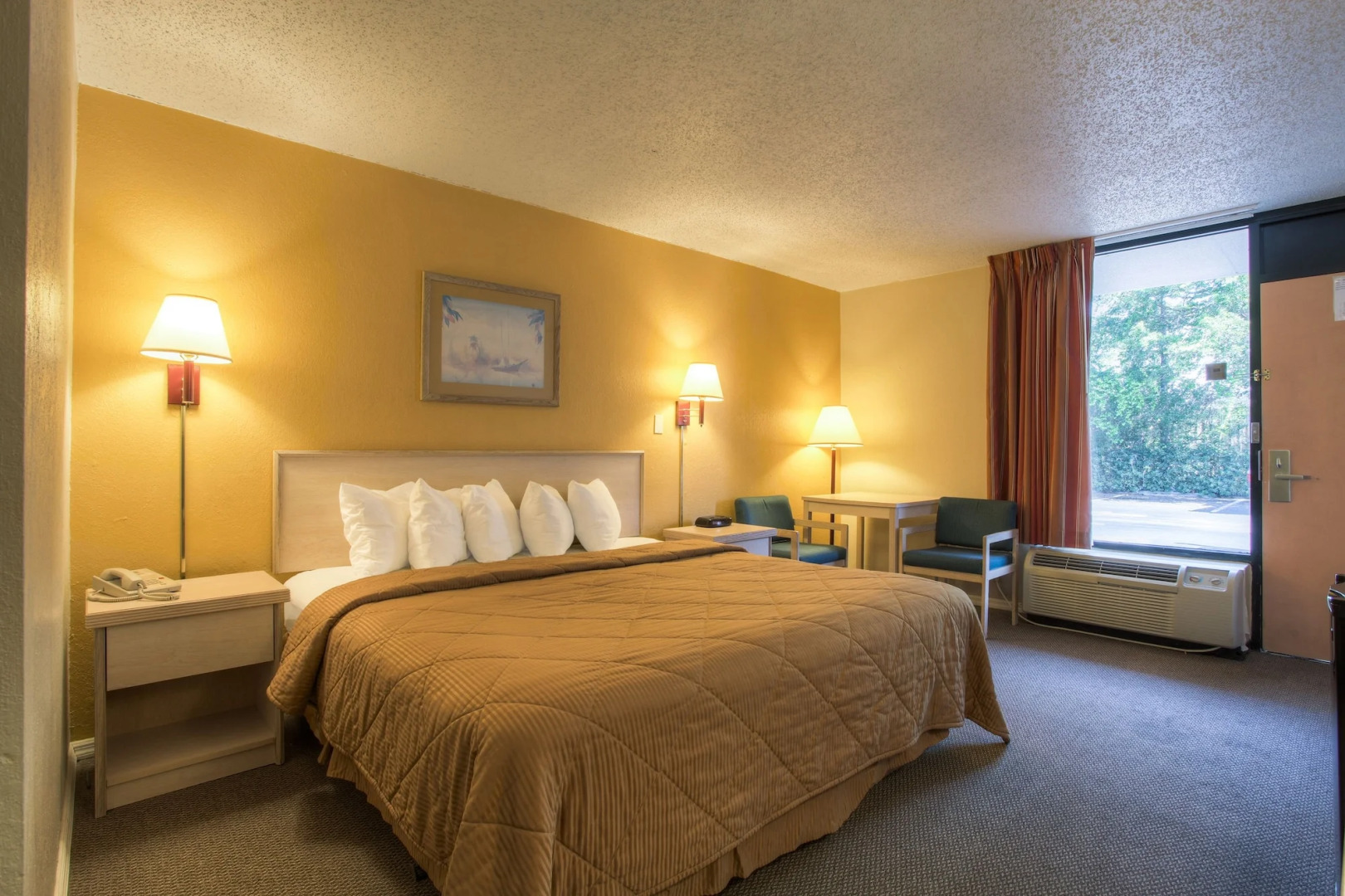 Quality Inn & Suites St Augustine Beach Area