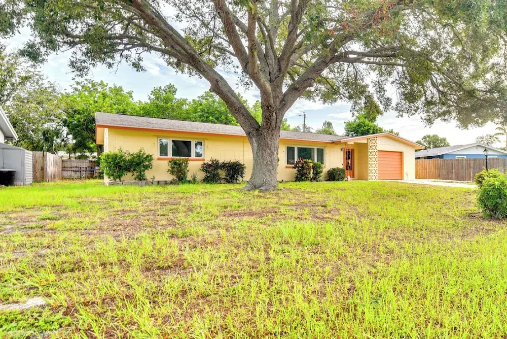 3 Mi to Beach: Seminole Retreat w/ Patio