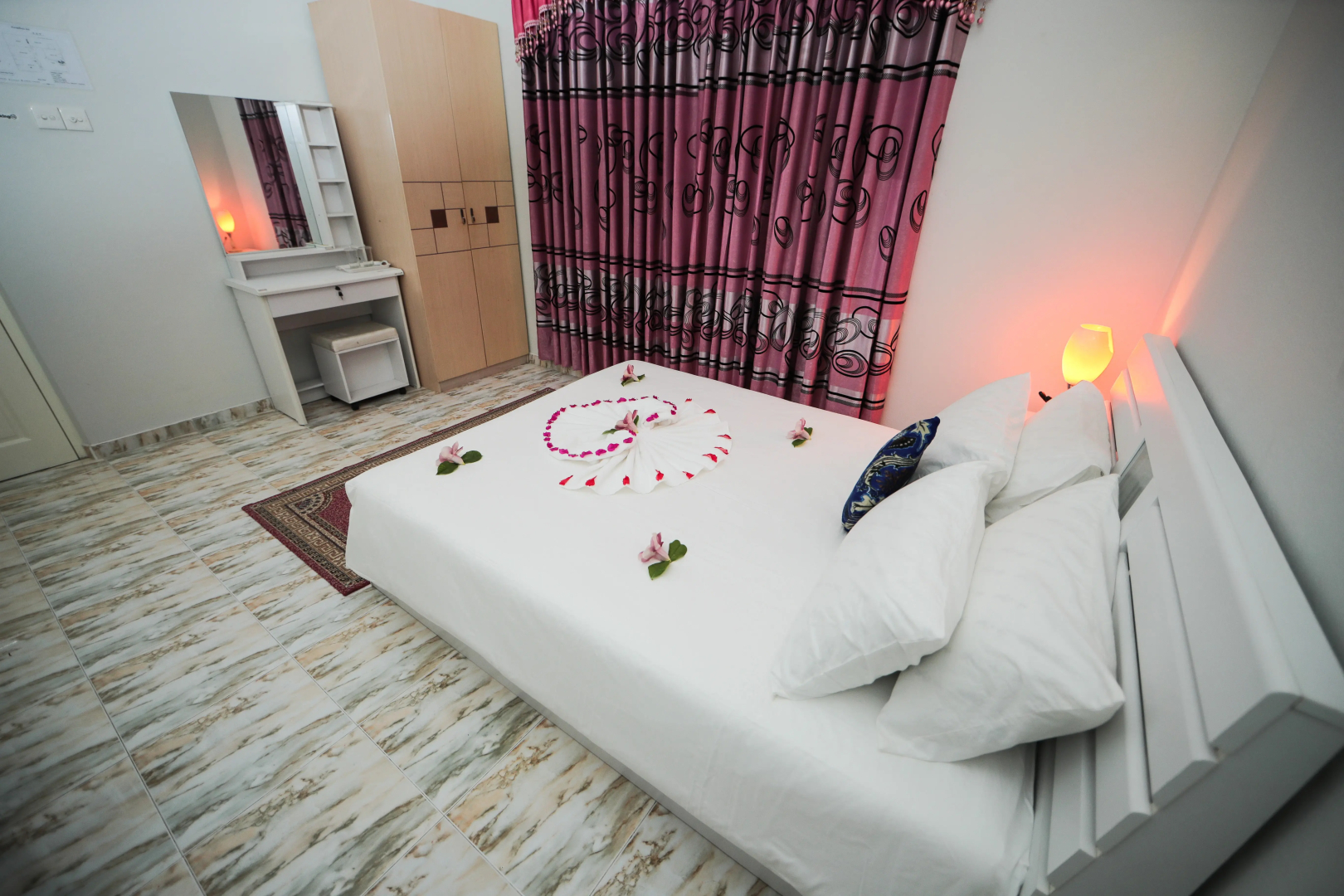 Huvadhoo Inn