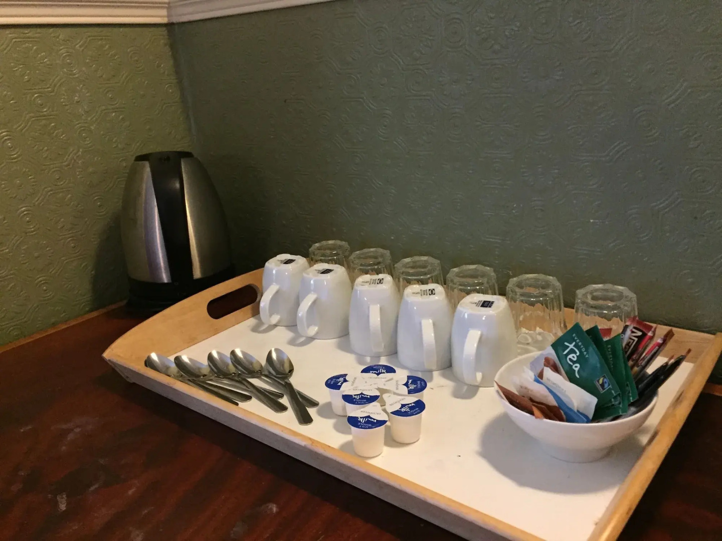 Edinburgh House Hotel