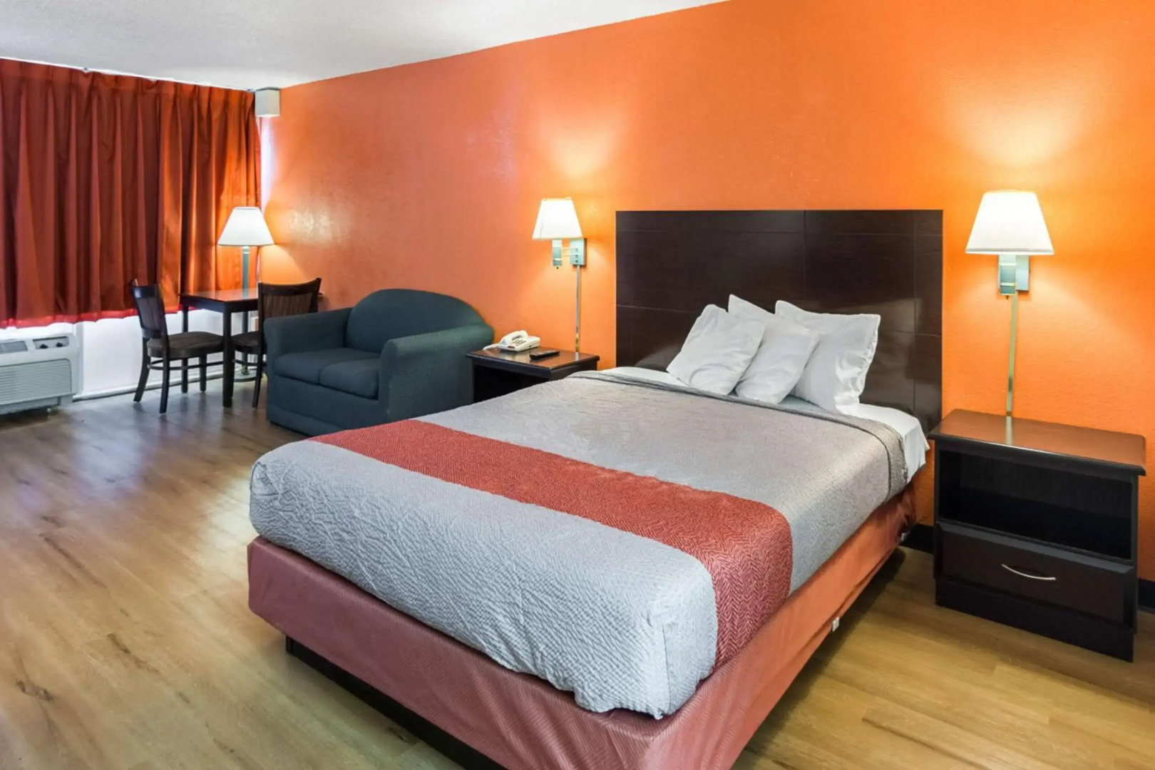 Motel 6 Groton, CT—Casinos Nearby