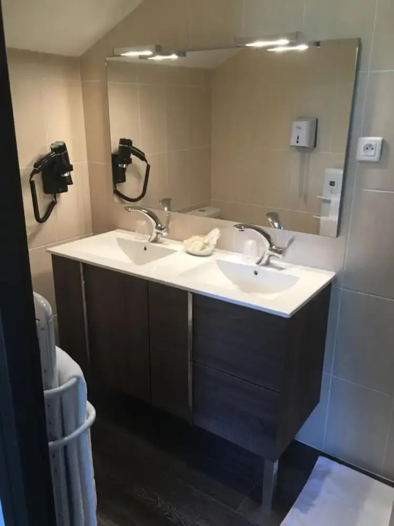 Hôtel le Relais de la Voie Sacrée