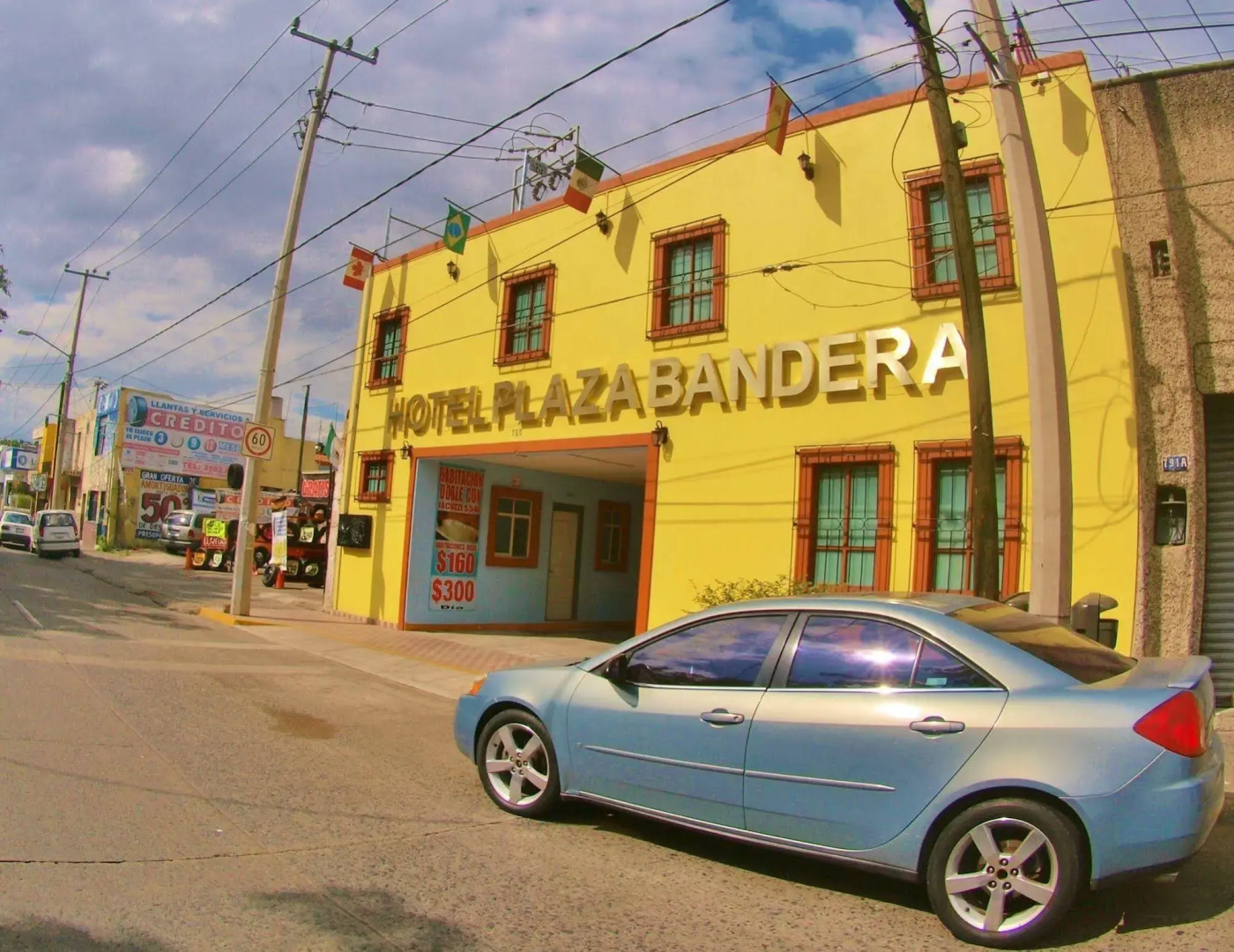 Hotel Plaza Bandera