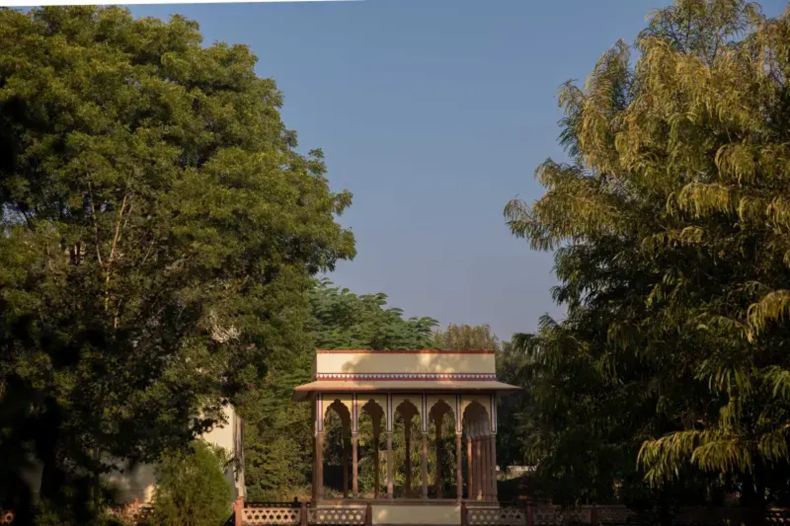 Shahpura Abhaneri Resort