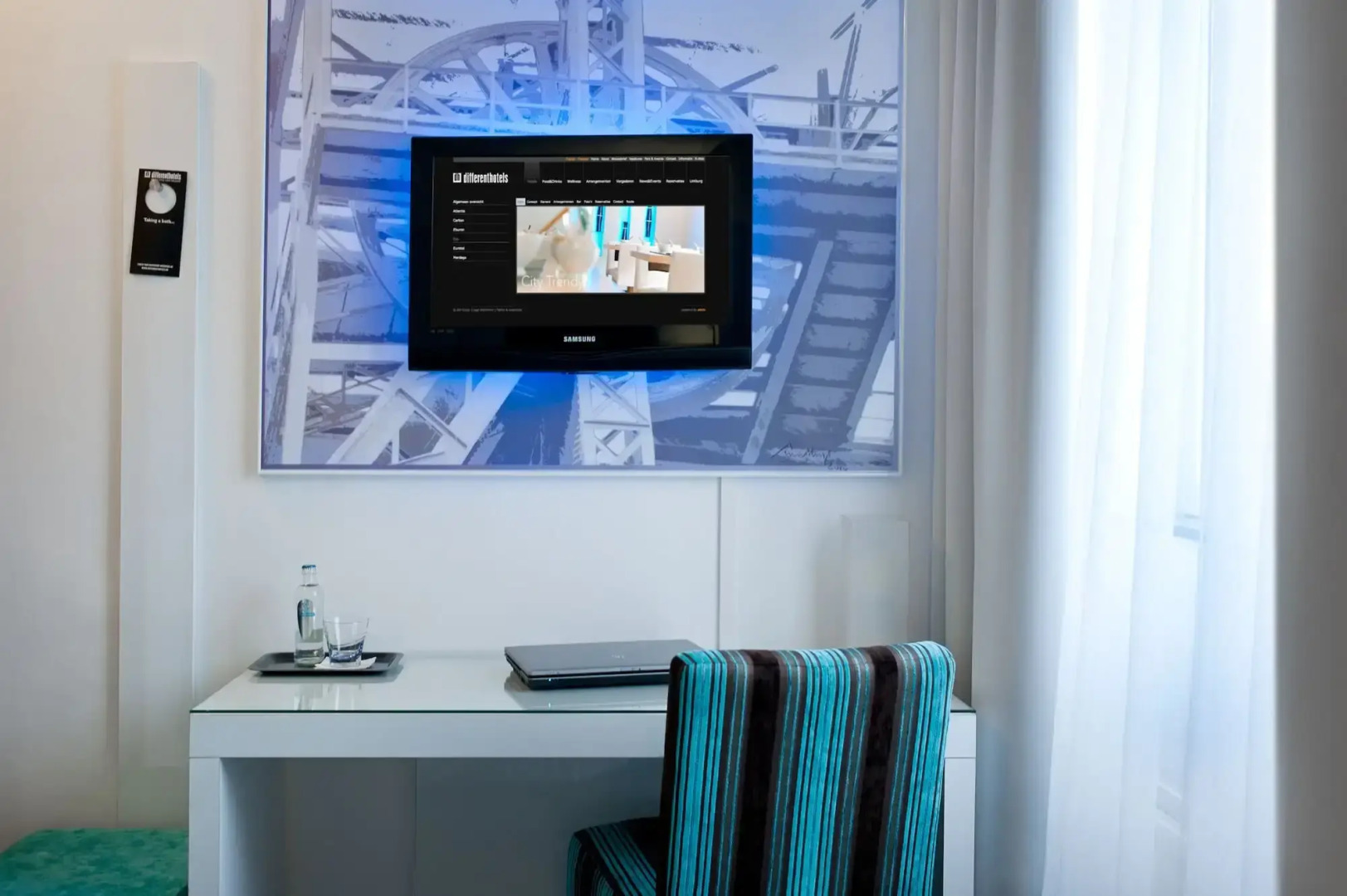 Hotel ECU - Different Hotels