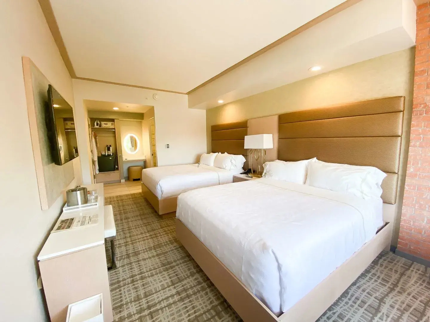 The Fredonia Hotel and Convention Center