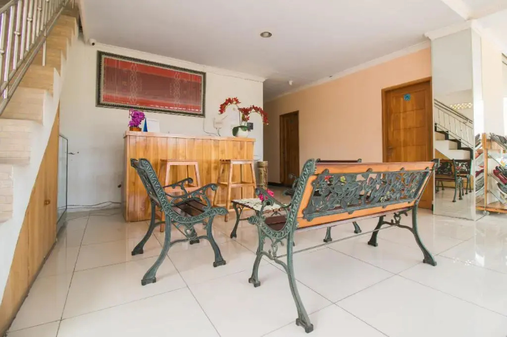 OYO 946 Penginapan Menara Megah Syariah