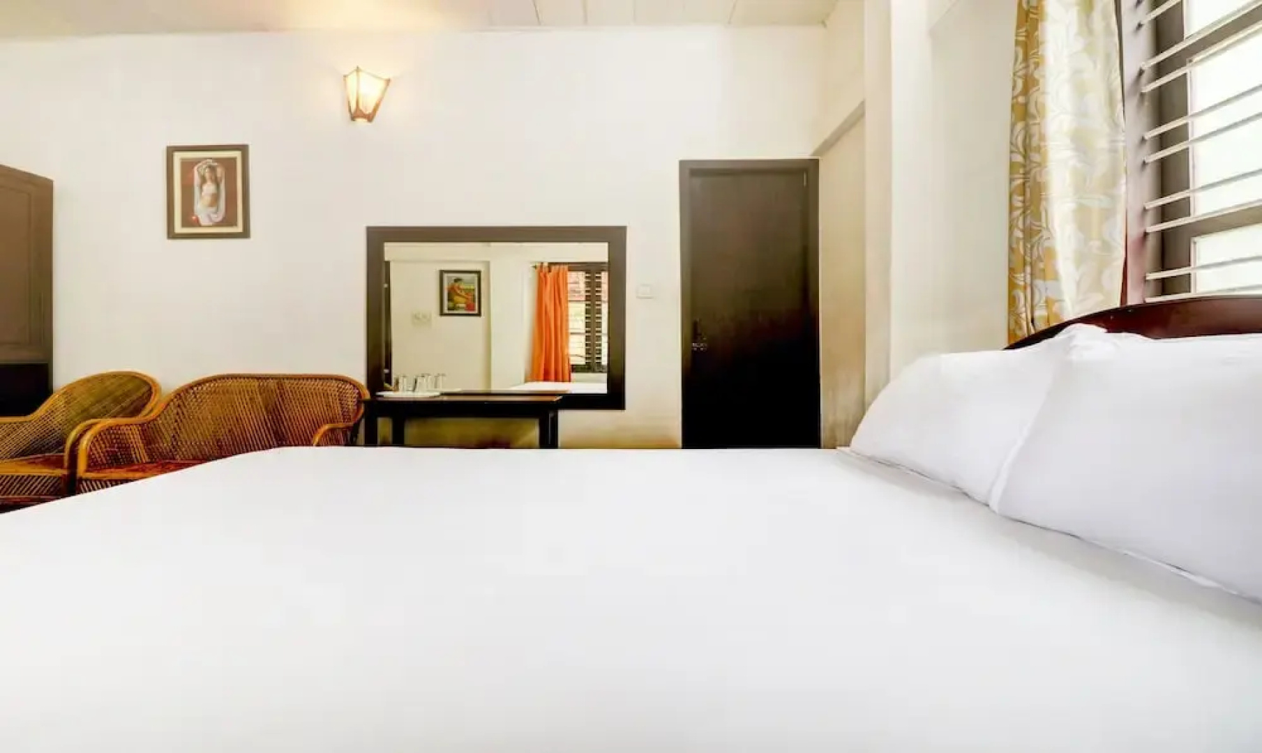 Shirleys Beach Hotel