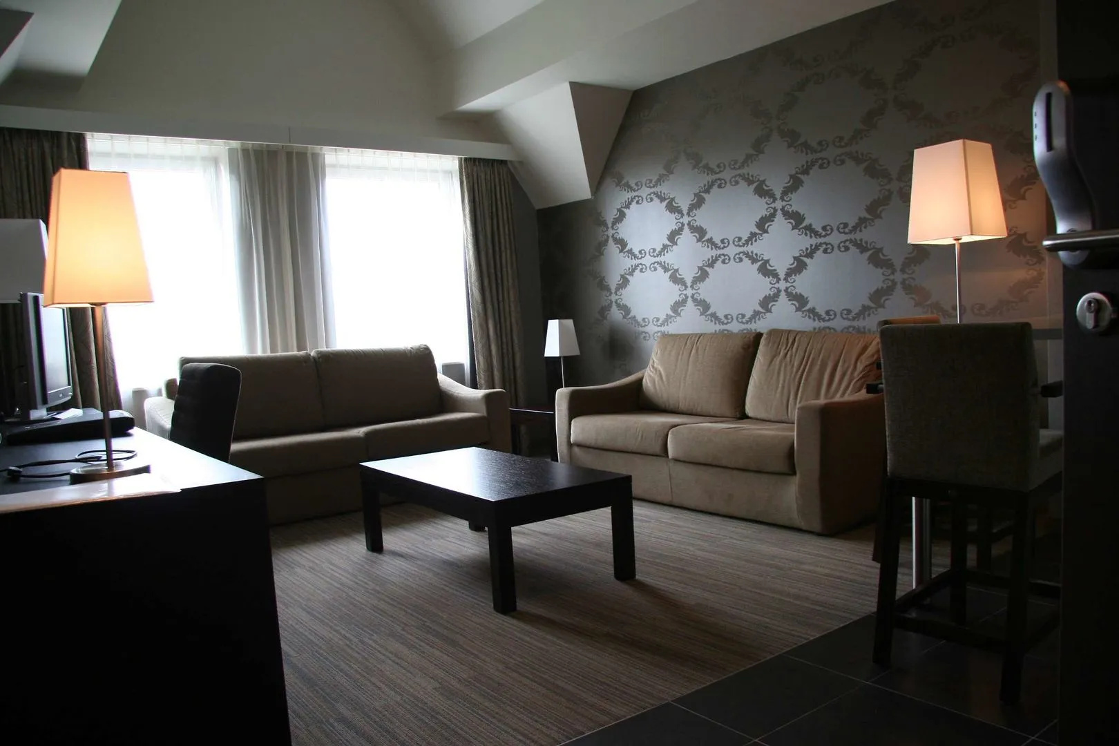 Biznis Hotel