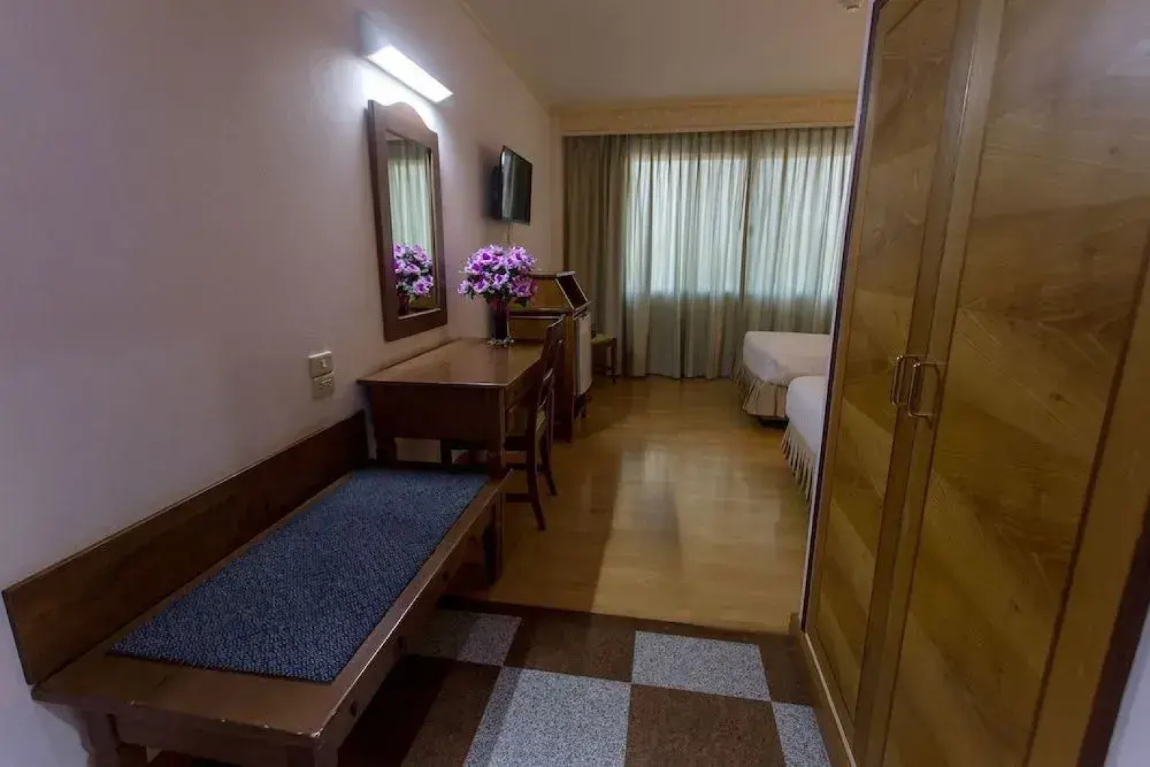 Tangerine Ville Hotel