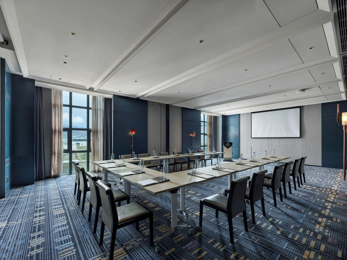 Doubletree By Hilton Shigatse