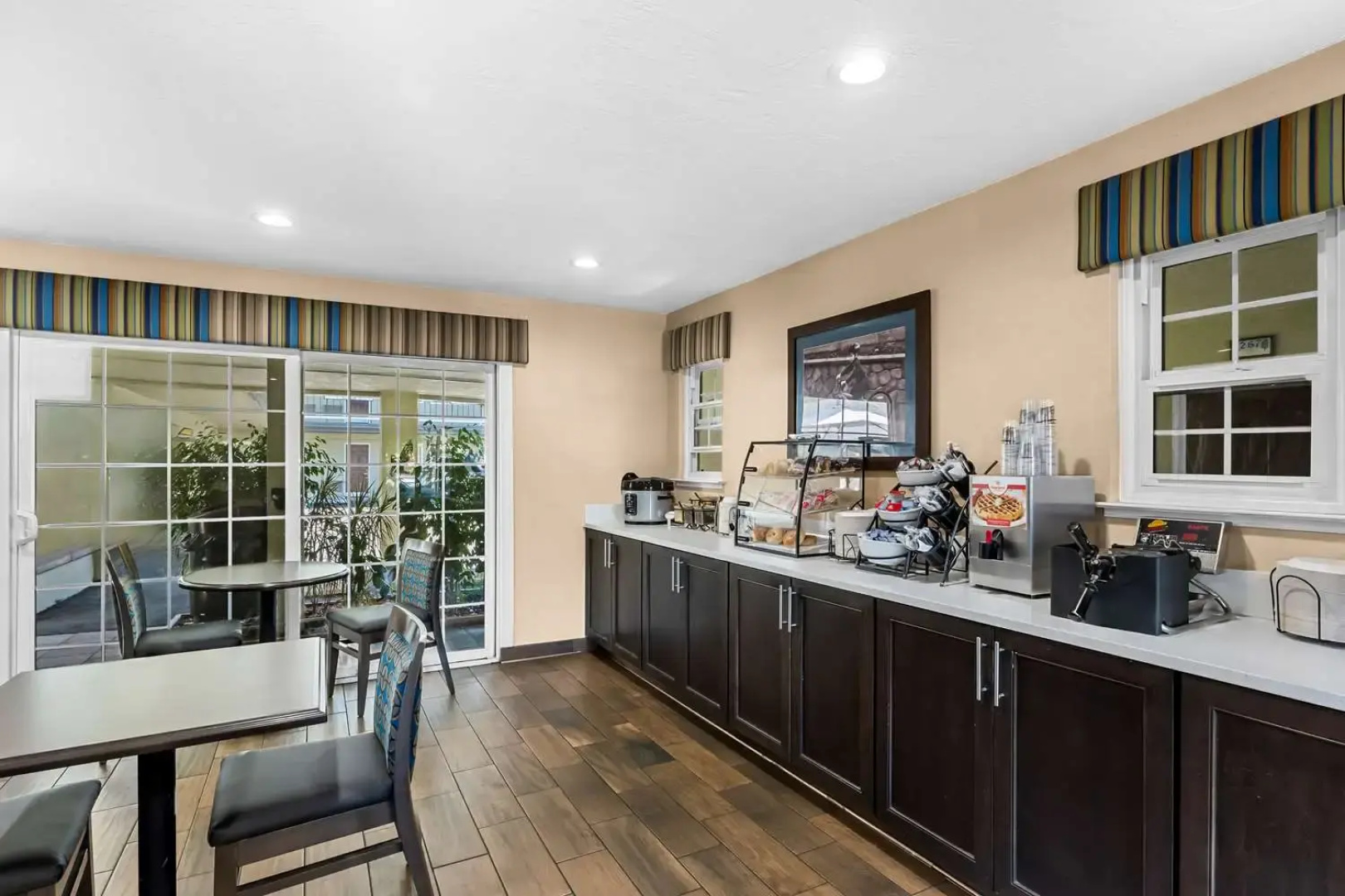 Best Western University Lodge
