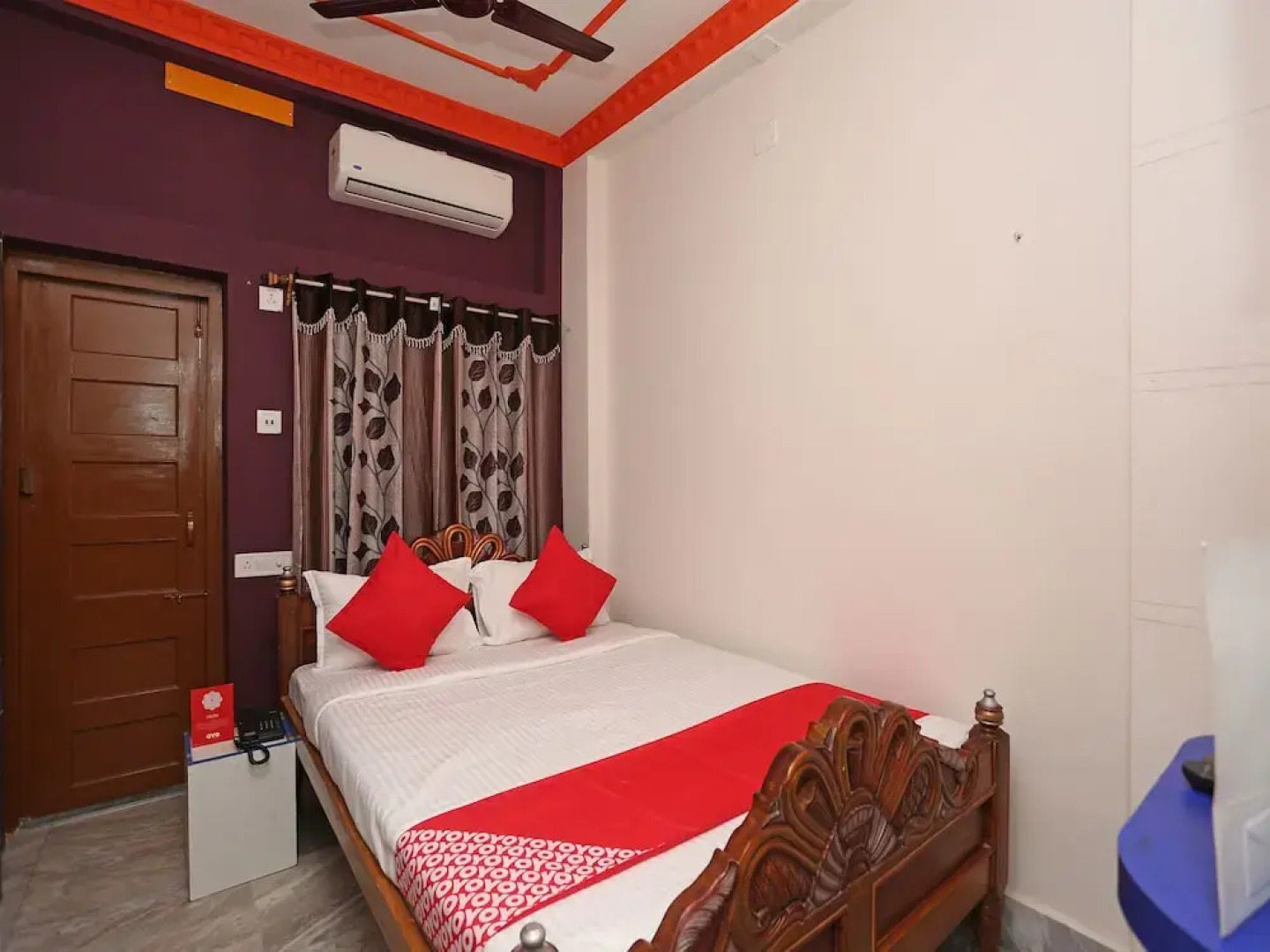 OYO 15261 Unik Beach Hotel