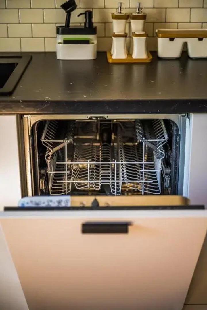 Modern studio - 10min walk to the sea