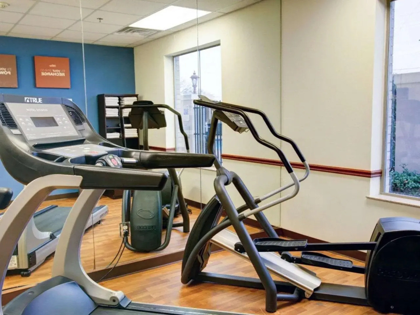 Comfort Suites Waco Near University Area