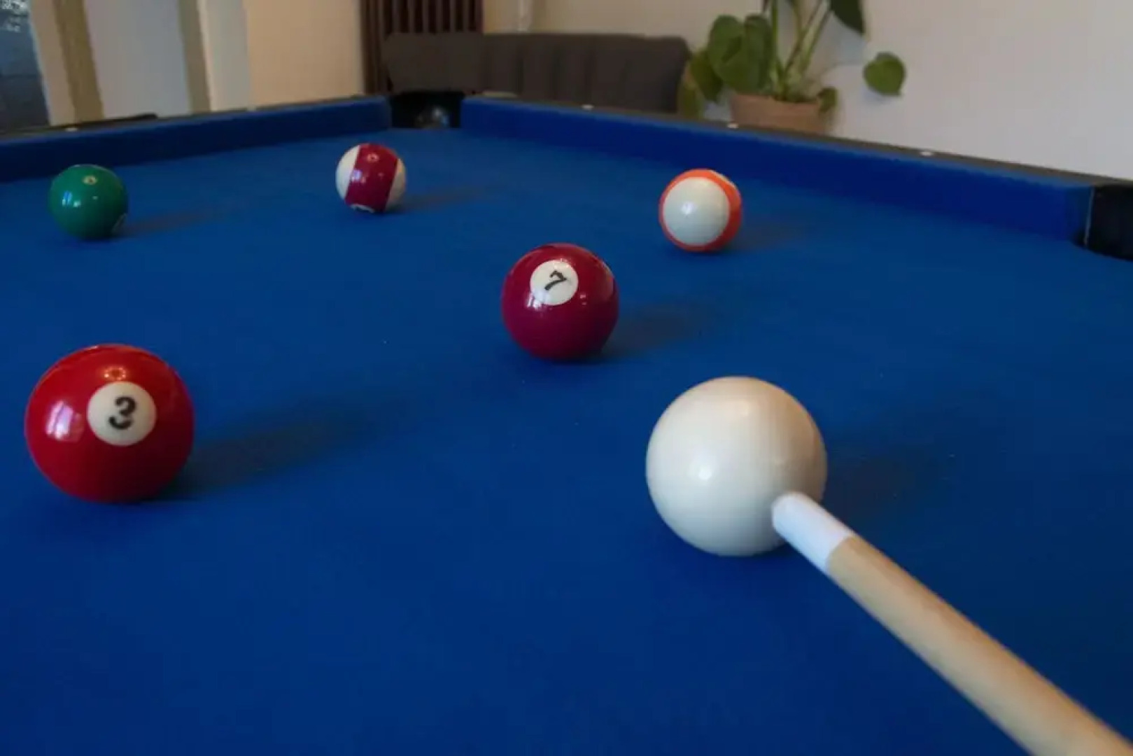 Deluxe 2/3 Bed Hottub Skytv