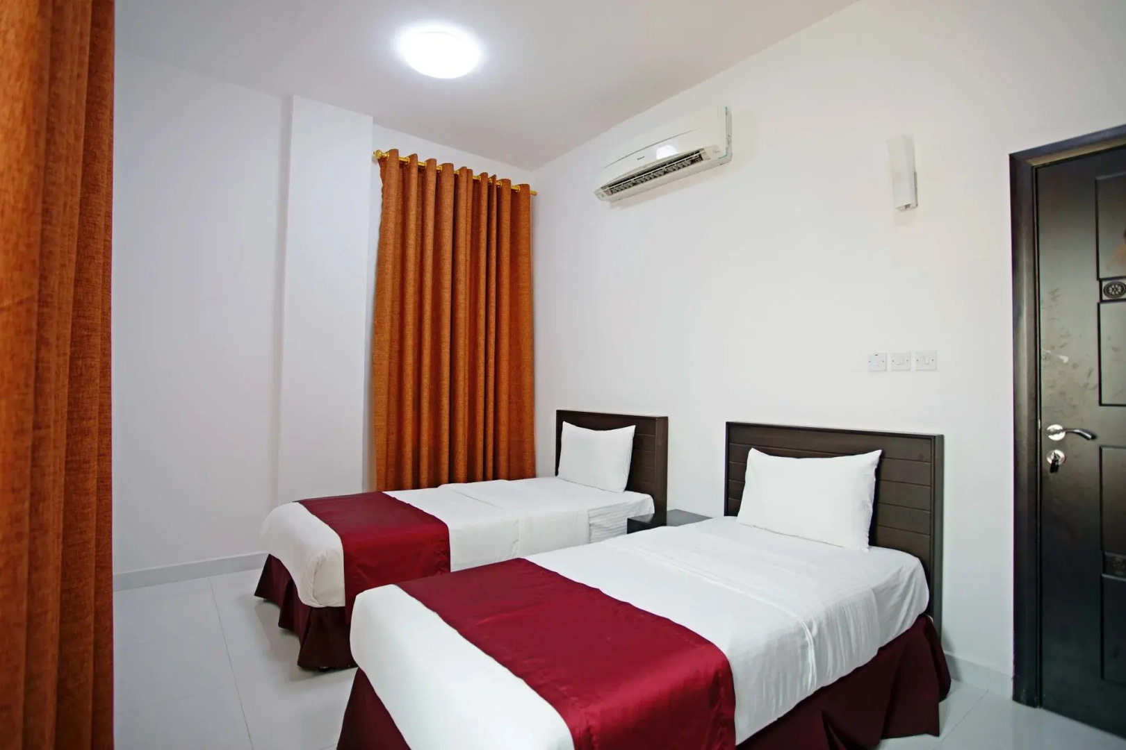 Star Emirates Suites