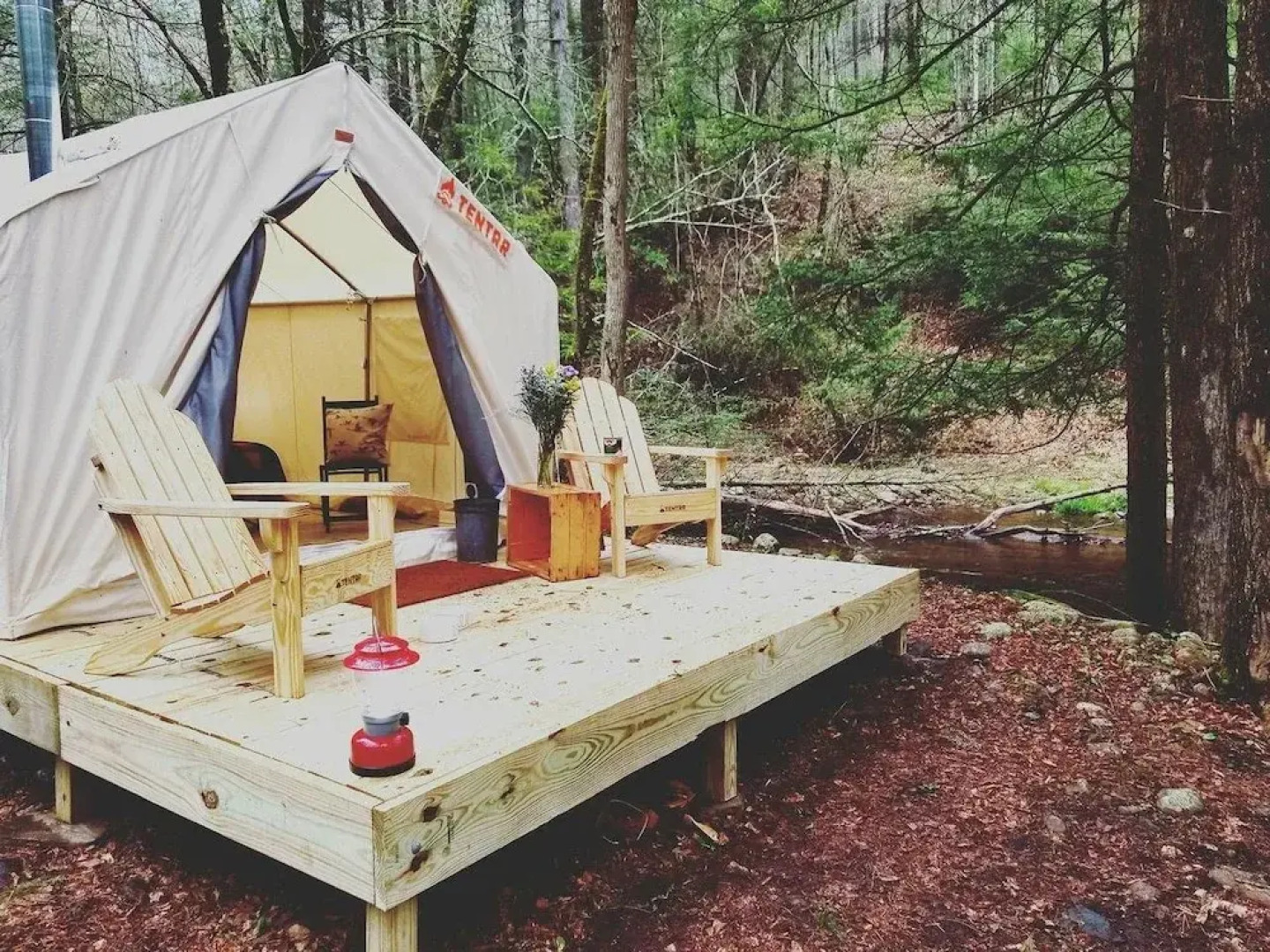 Tentrr - Brookside at Camp Relevé