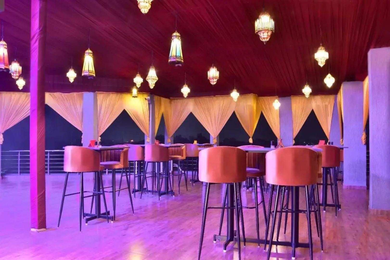 Hotel Amit Executive