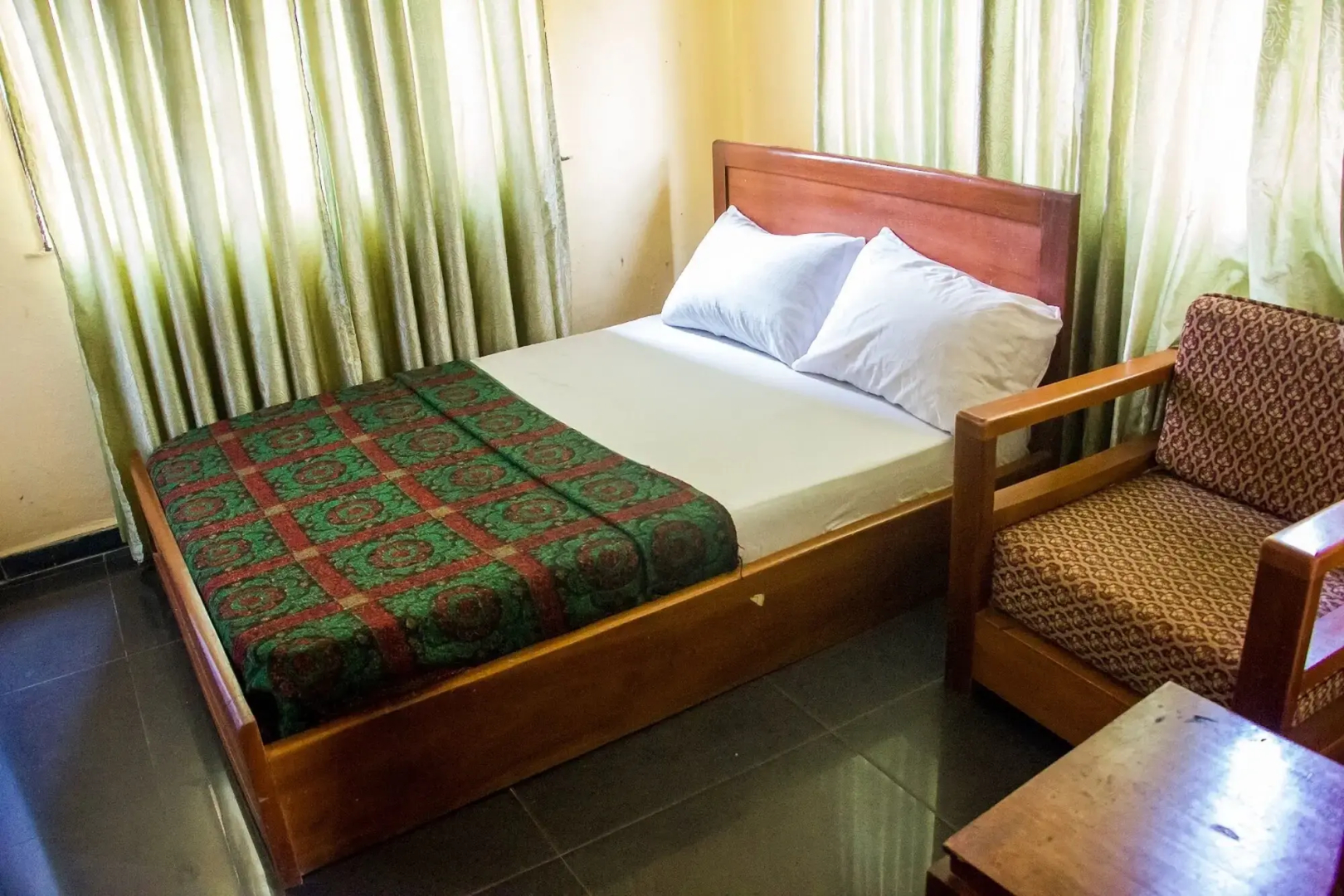 Allonze Hotel