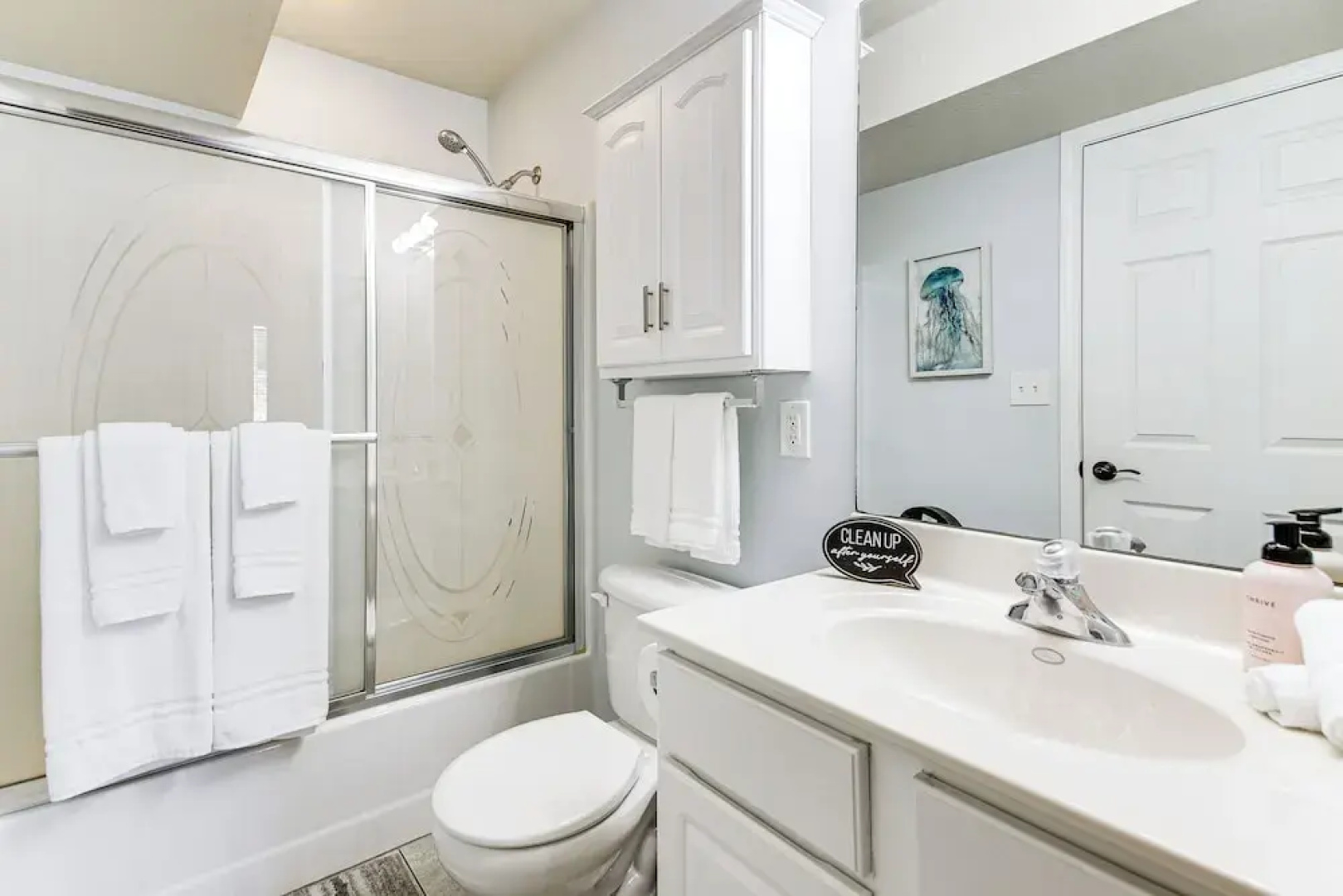 On-site Lake of the Ozarks Access: Camdenton Condo