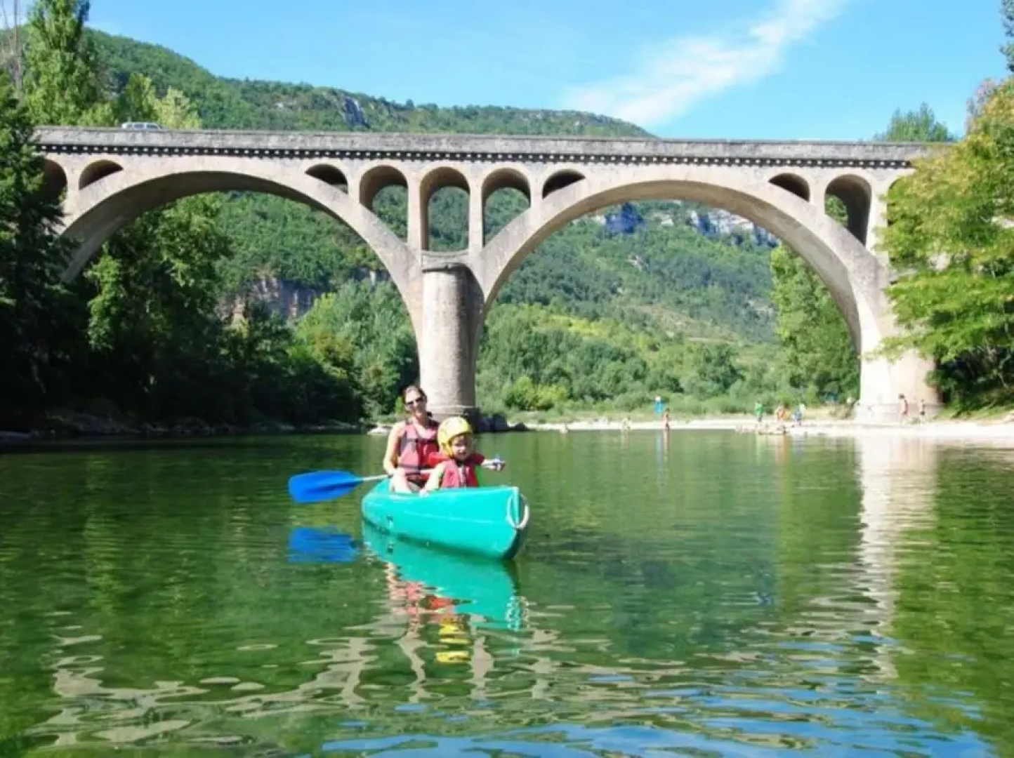 Villa With 4 Bedrooms In Saint-pierre-des-tripiers, With Wonderful Lake View, Private Pool, Furnished Garden - 41 Km From The Slopes