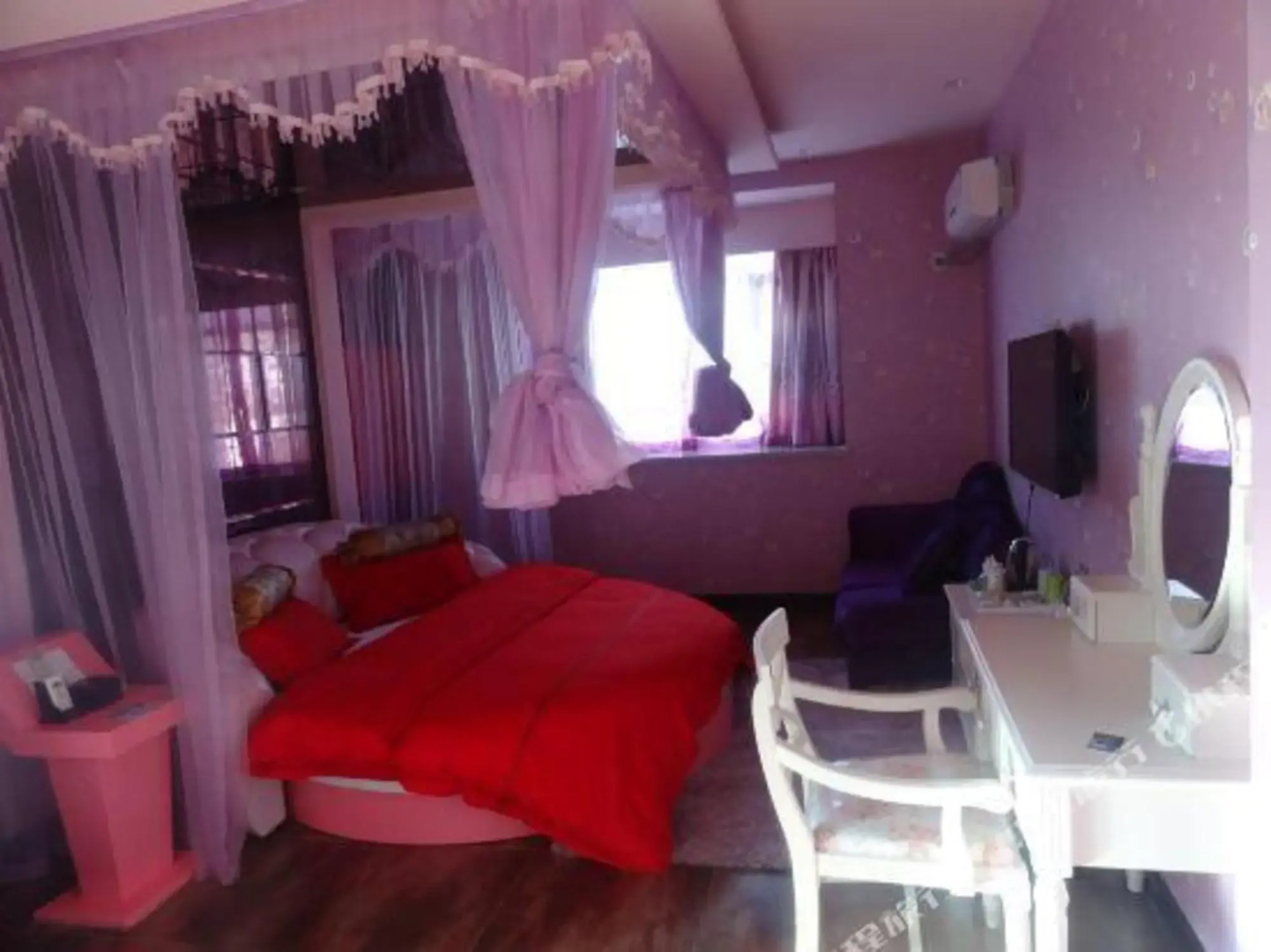 Century Jinyuan Holiday Inn Shennongjia