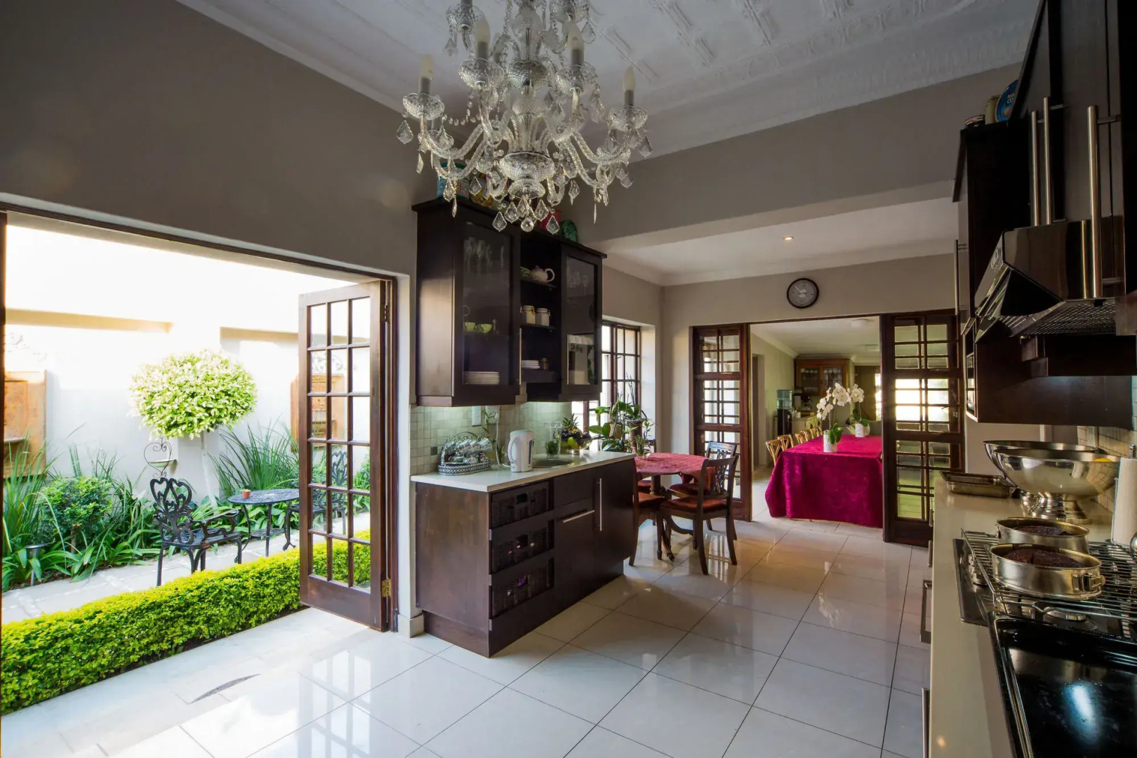 12 On Brecher Guest House