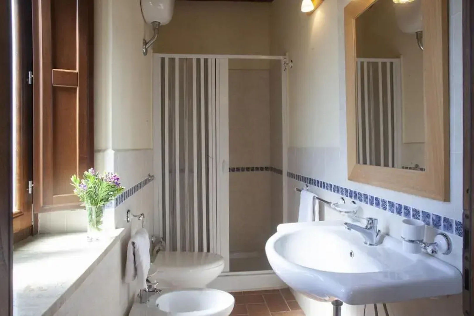 Ville dell'Eden con 9 camere da letto in 6 unità abitative