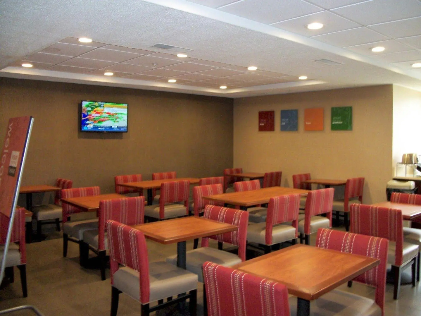 Comfort Suites Dover University Area