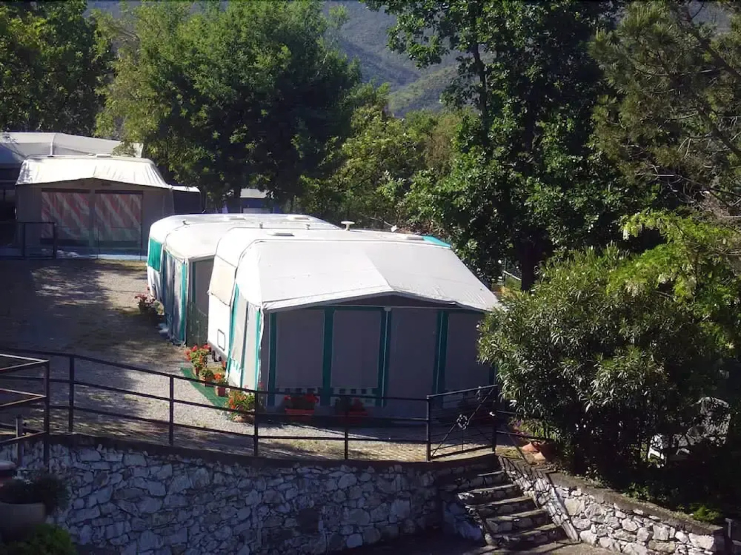 Camping Mare Monti