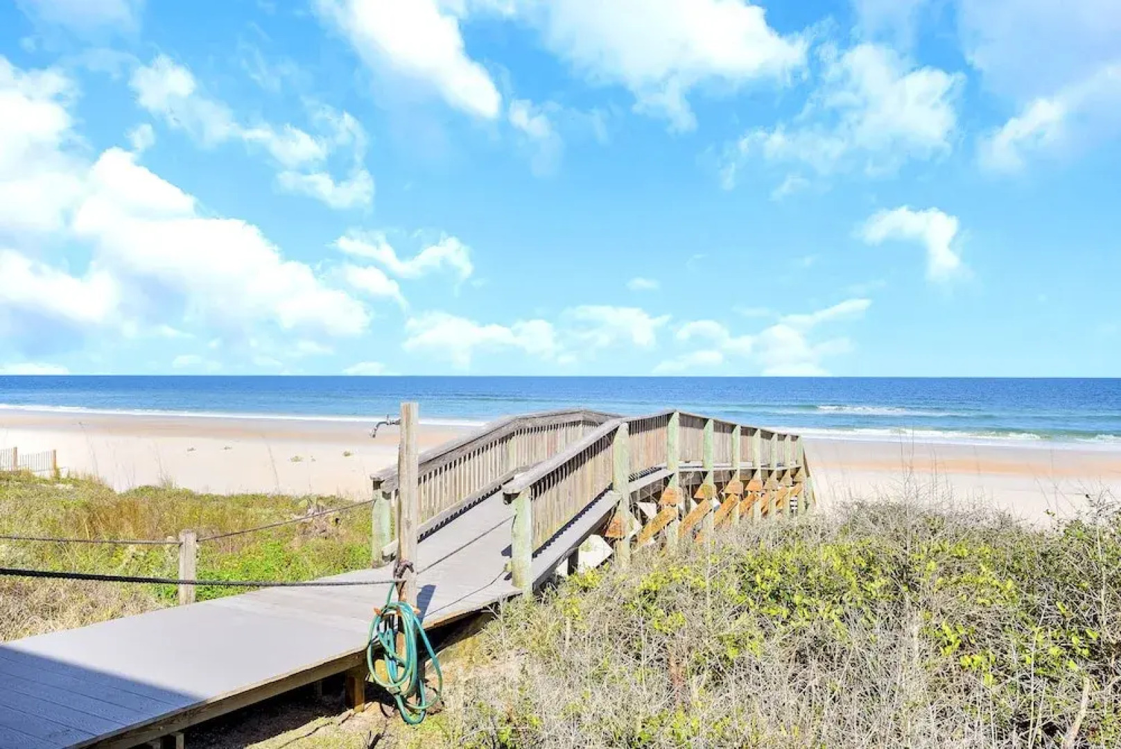 Retreat V 687b by Vtrips